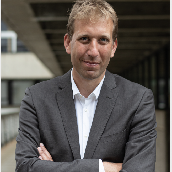 Chris Lintott